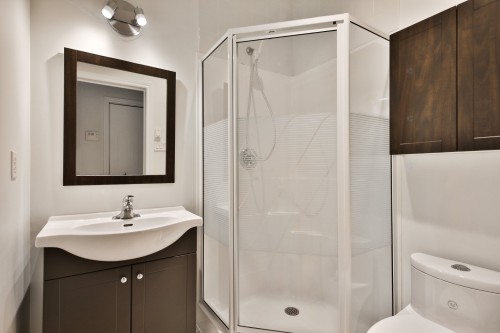 Salle de bains - E402-50 Ch. Bates, Montréal (Outremont), QC 