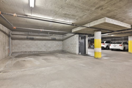 Garage - E402-50 Ch. Bates, Montréal (Outremont), QC 