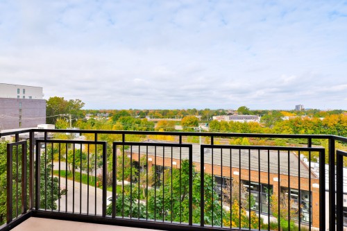 Balcony - E402-50 Ch. Bates, Montréal (Outremont), QC 