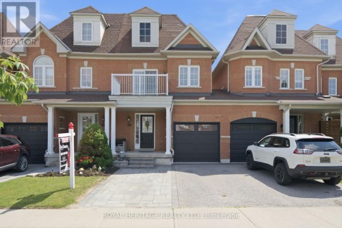 39 NEILL AVENUE  Whitby, ON L1R 3N4