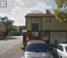 6213 BROOKSIDE LANE Ottawa, ON K1C 2K6