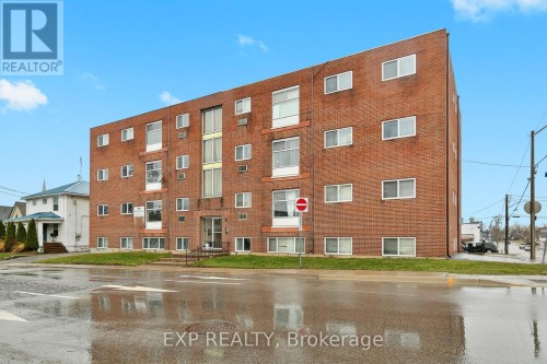4663 HURON STREET  Niagara Falls (Downtown), ON L2E 2H7