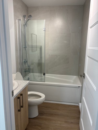 Bathroom - 101-1360 Rue Principale, Saint-Roch-De-L'Achigan, QC 