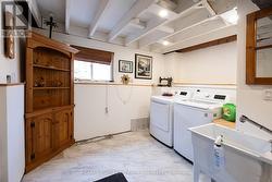 Bright & Spacious Laundry Room - 