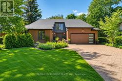 7106 WOODGATE STREET Niagara Falls, ON L2J 2C1