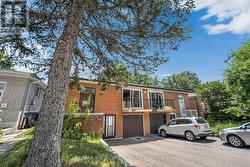 76 HARRINGTON CRESCENT Toronto, ON M2M 2Y5