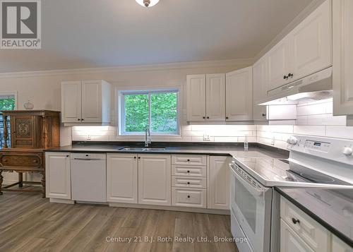 7463 Davy Drive, Ramara, ON 