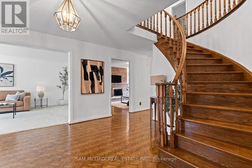 1653 Sherwood Forrest Circle, Mississauga, ON 
