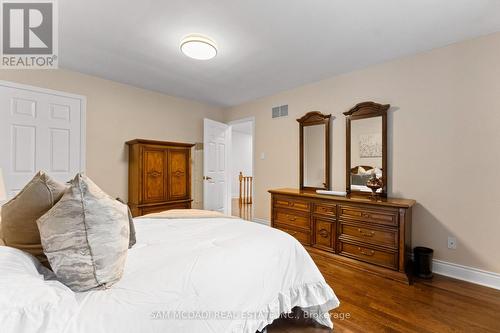 1653 Sherwood Forrest Circle, Mississauga, ON 