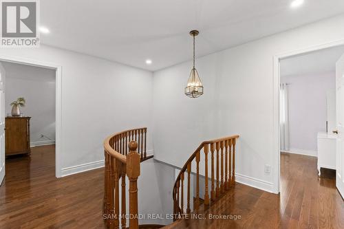 1653 Sherwood Forrest Circle, Mississauga, ON 