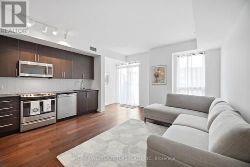 711 - 2212 Lake Shore Boulevard W, Toronto, ON 