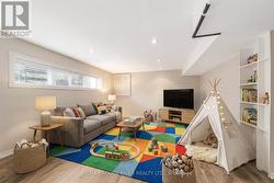 virtually staged - 