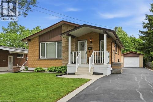 147 MANNING Avenue  Hamilton, ON L9A 3E8