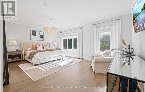 8 Cumberland Drive, Mississauga, ON 