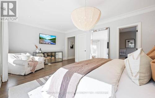8 Cumberland Drive, Mississauga, ON 