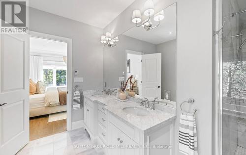 8 Cumberland Drive, Mississauga, ON 