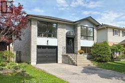 42 KINTYRE STREET Clarington (Courtice), ON L1E 2E4