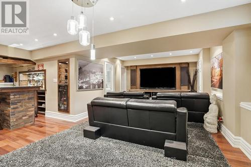 1320 Woodland Avenue, Mississauga, ON 