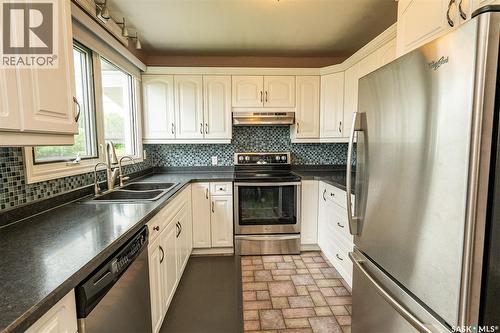 217 8Th Street E, Wynyard, SK 