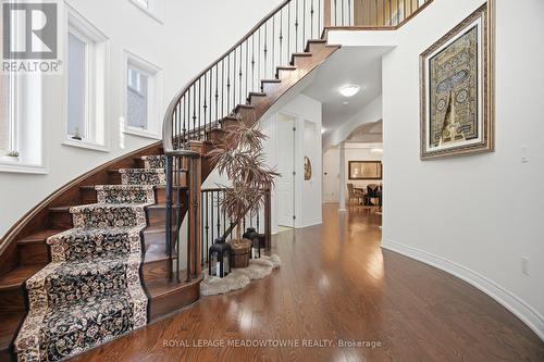 5221 Adobe Court, Mississauga, ON 