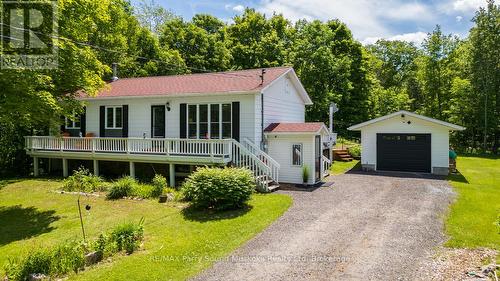 28 CLERKS ROAD  Georgian Bay (Freeman), ON P0C 1H0