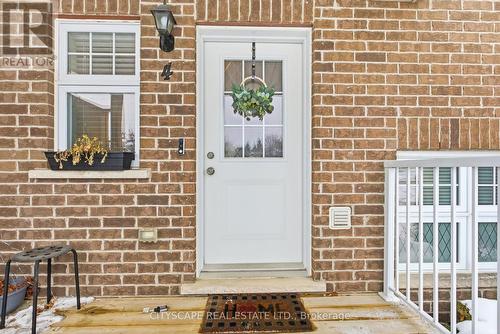 4 Nathan Court, Cambridge, ON 
