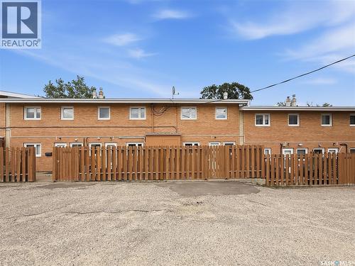 628 1St Avenue Ne, Swift Current, SK 