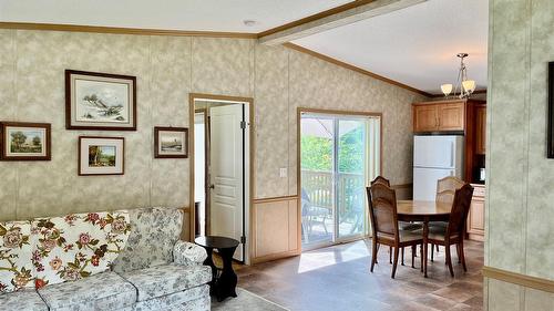 313 1St Avenue, Nakusp, BC 