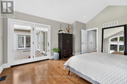 3312 Lakeland Crescent, Burlington, ON 