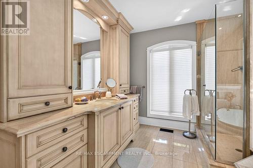 3312 Lakeland Crescent, Burlington, ON 