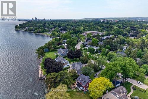3312 Lakeland Crescent, Burlington, ON 