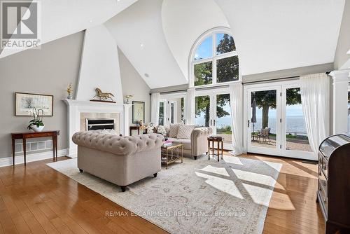 3312 Lakeland Crescent, Burlington, ON 