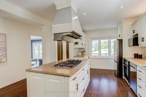 1472 Myron Drive, Mississauga, ON 