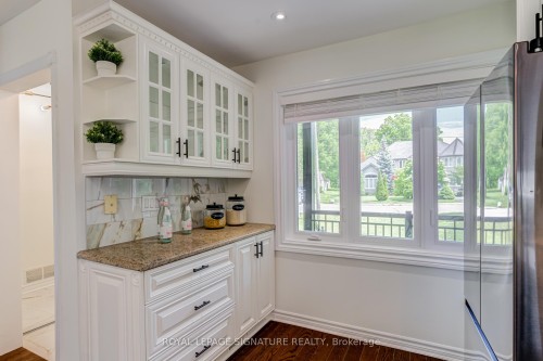 1472 Myron Drive, Mississauga, ON 