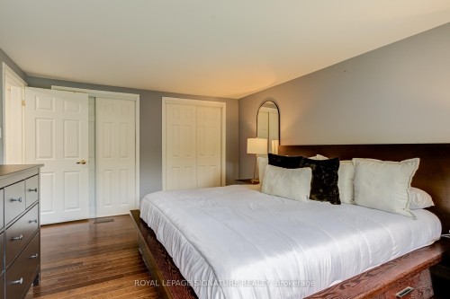 1472 Myron Drive, Mississauga, ON 