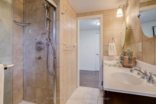 1472 Myron Drive, Mississauga, ON 
