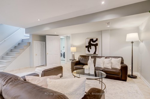 1472 Myron Drive, Mississauga, ON 