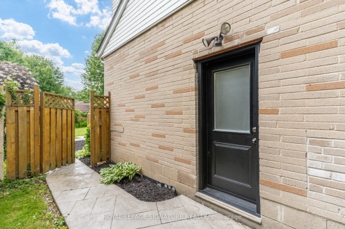 1472 Myron Drive, Mississauga, ON 