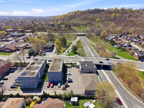 1745 King Street E, Hamilton, ON 