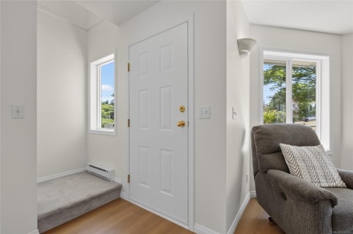1230 Beckton Dr, Comox, BC 