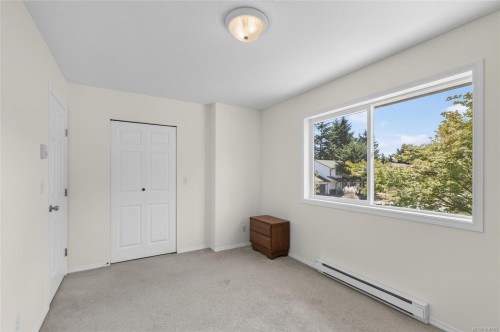 1230 Beckton Dr, Comox, BC 