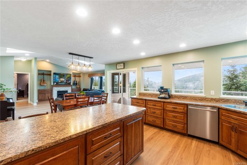 1763 Martini Way, Qualicum Beach, BC 