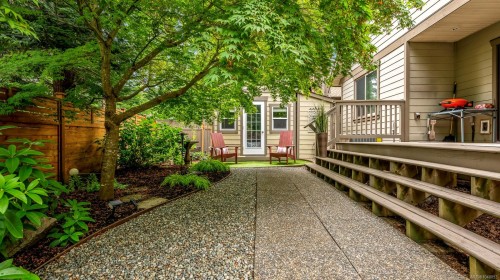 326 Forester Ave, Comox, BC 
