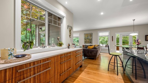 326 Forester Ave, Comox, BC 