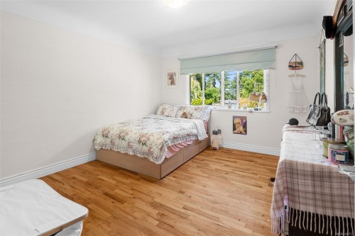 3990 Haro Rd, Saanich, BC 