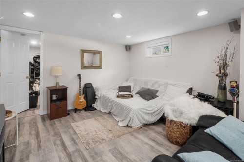 3990 Haro Rd, Saanich, BC 