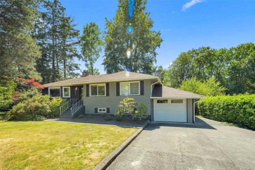 3990 Haro Rd, Saanich, BC 
