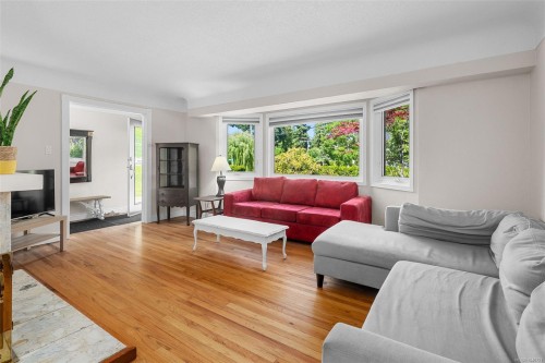 3990 Haro Rd, Saanich, BC 
