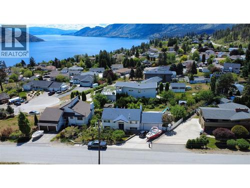 5957 Turner Avenue  Peachland, BC V0H 1X4