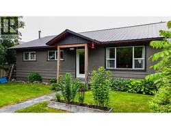 805 Victoria Road Revelstoke, BC V0E 2S0